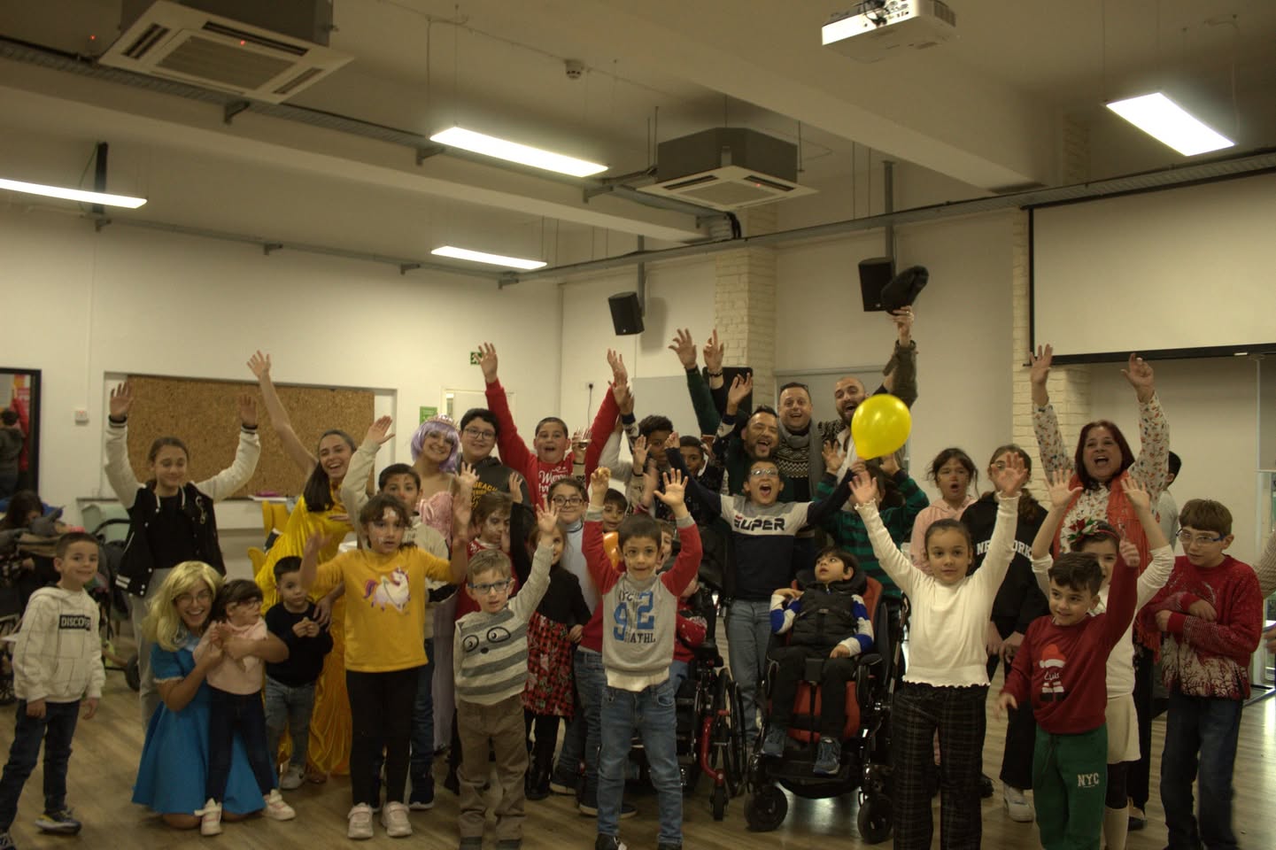 Smiling with Jerome Foundation VO/1564 - Smiling with Jerome Foundation